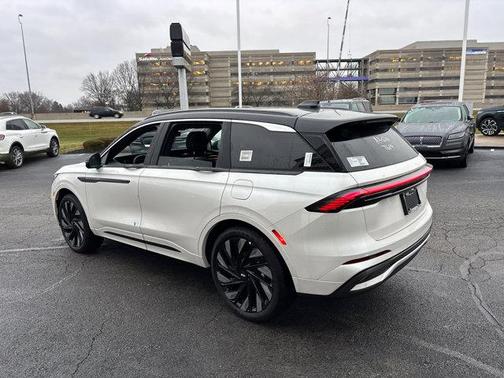 2026 Lincoln Nautilus Black Label