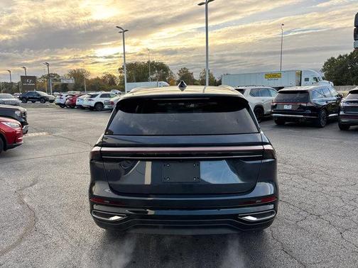 2024 Lincoln Nautilus Reserve