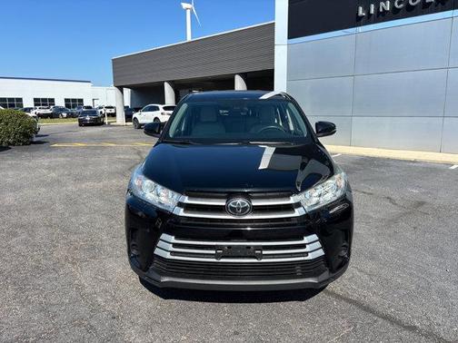 2017 Toyota Highlander LE I4