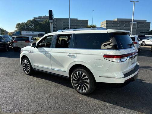 2024 Lincoln Navigator Black Label