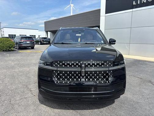 2025 Lincoln Navigator Black Label