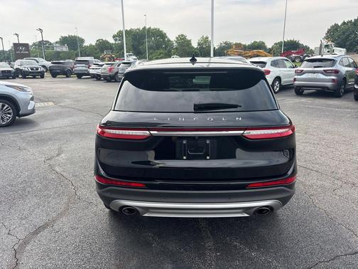 INFINITE BLACK 2022 Lincoln Corsair Standard