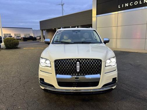 2023 Lincoln Navigator Black Label