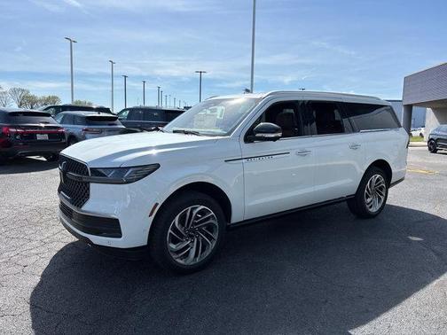 2025 Lincoln Navigator Reserve