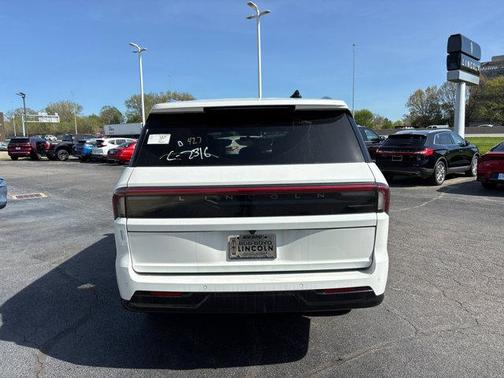2025 Lincoln Navigator Reserve