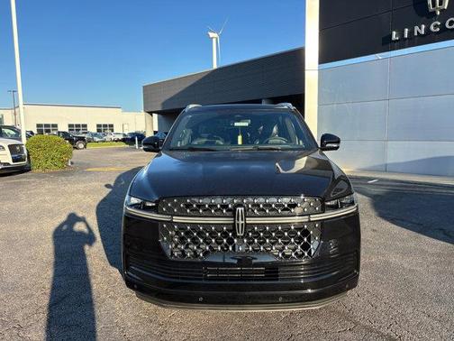 2025 Lincoln Navigator Black Label