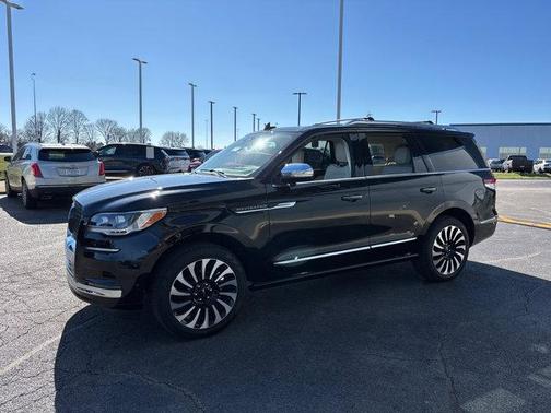 2024 Lincoln Navigator Black Label