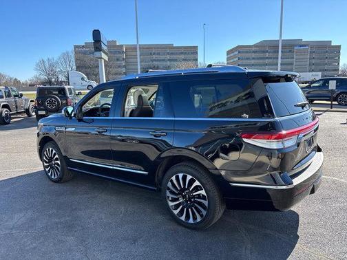 2024 Lincoln Navigator Black Label