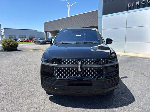 2025 Lincoln Navigator Black Label