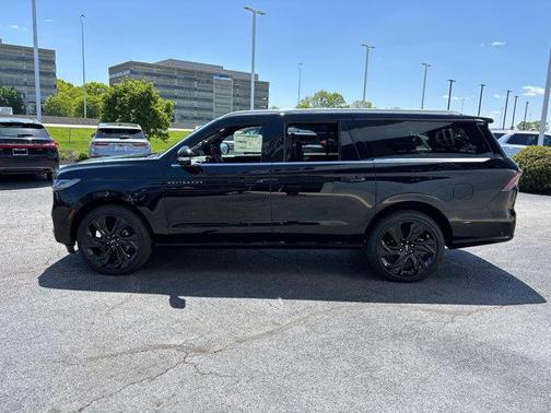 2025 Lincoln Navigator Black Label