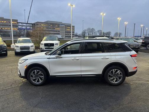 2026 Lincoln Corsair Premiere