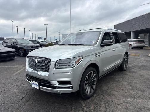 2019 Lincoln Navigator Select
