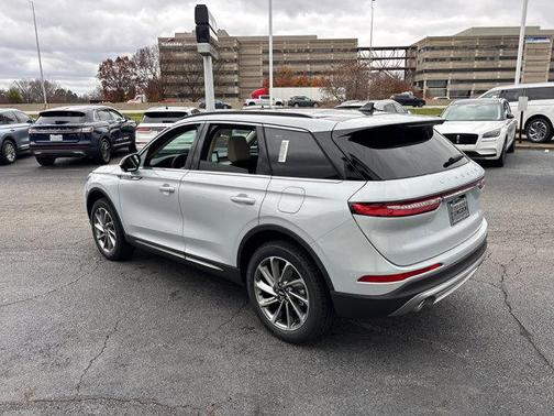 2026 Lincoln Corsair Premiere