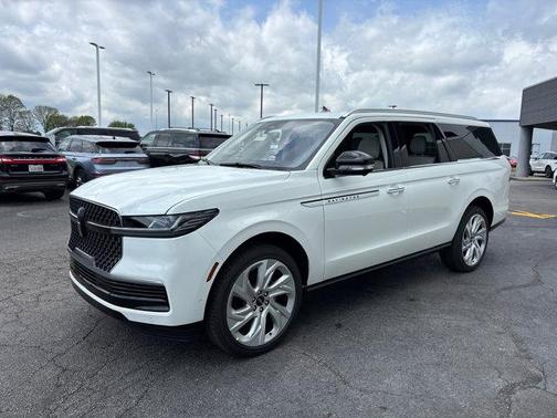 2025 Lincoln Navigator Reserve