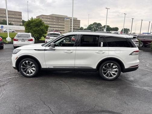 2025 Lincoln Aviator Premiere
