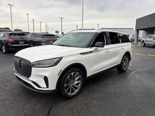 2025 Lincoln Aviator Premiere