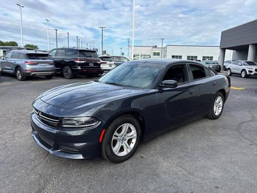 2017 Dodge Charger SE
