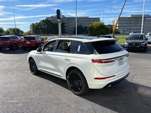 2026 Lincoln Corsair Premiere