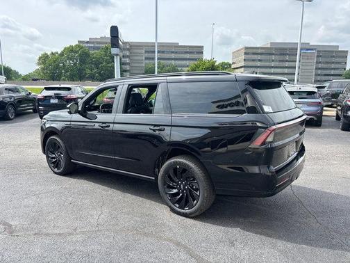 2025 Lincoln Navigator Reserve