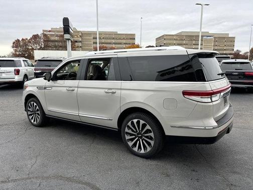 2024 Lincoln Navigator Reserve