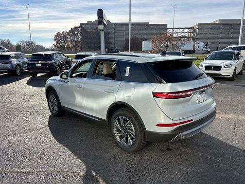 2026 Lincoln Corsair Premiere