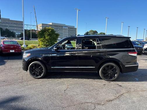 2022 Lincoln Navigator Reserve