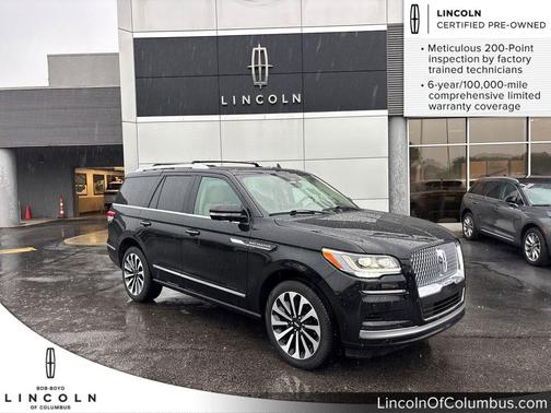 Infinite Black Metallic Clearcoat 2024 Lincoln Navigator Reserve
