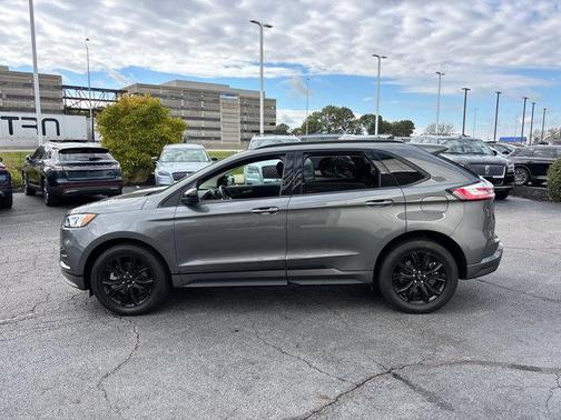 2023 Ford Edge SE
