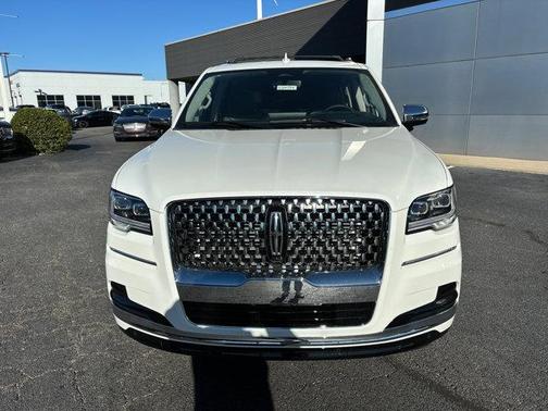 2024 Lincoln Navigator Black Label