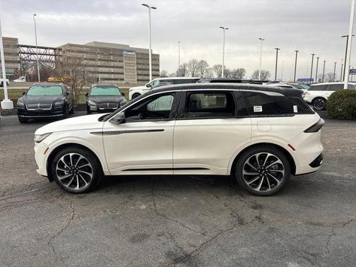 2026 Lincoln Nautilus Black Label