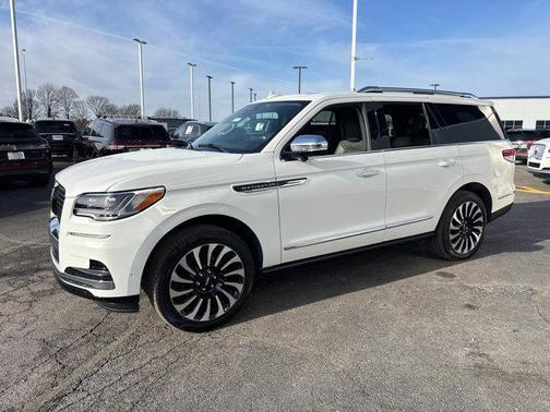 2024 Lincoln Navigator Black Label