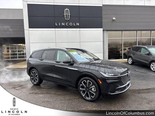 2025 Lincoln Nautilus Reserve