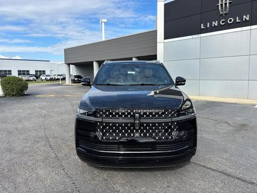2025 Lincoln Navigator Black Label