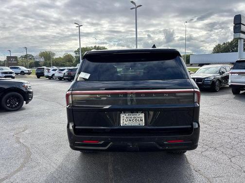 2025 Lincoln Navigator Black Label