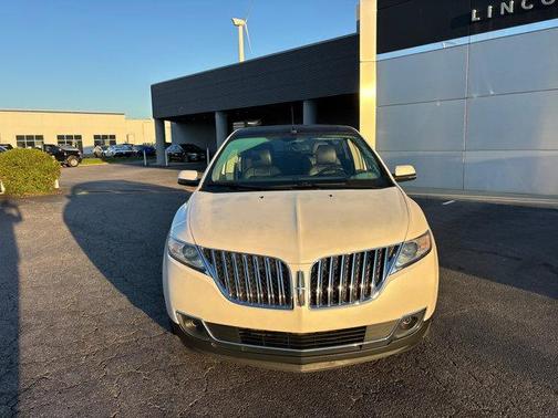 2014 Lincoln MKX Base