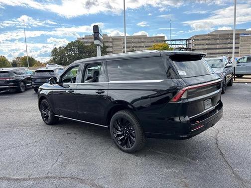 2025 Lincoln Navigator Black Label