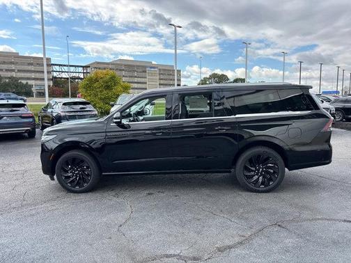 2025 Lincoln Navigator Black Label