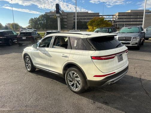 2026 Lincoln Corsair Premiere