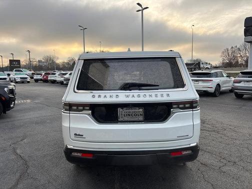 2022 Jeep Grand Wagoneer Series III 4x4