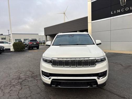 2022 Jeep Grand Wagoneer Series III 4x4