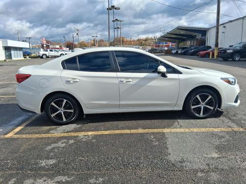 2020 Subaru Impreza Premium Sedan