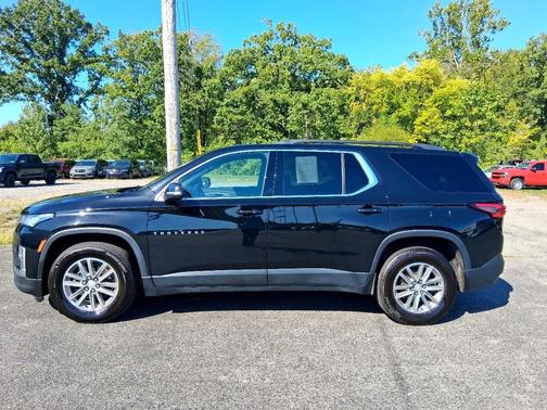 2022 Chevrolet Traverse LT Leather