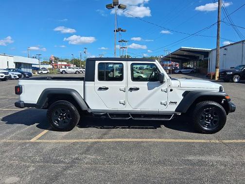 2021 Jeep Gladiator Sport S