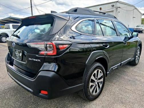 2023 Subaru Outback Base