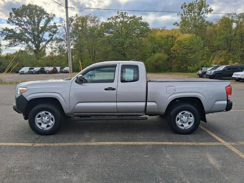 2017 Toyota Tacoma SR5