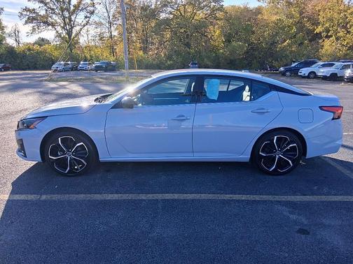 2024 Nissan Altima SR FWD