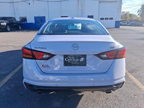 2024 Nissan Altima SR FWD