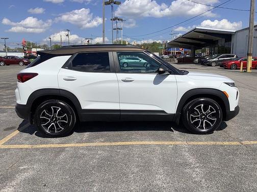 White 2021 Chevrolet Trailblazer ACTIV