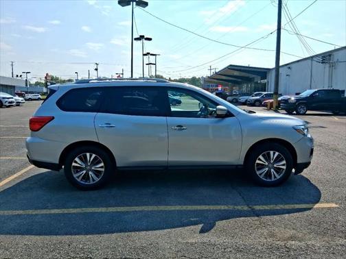 2020 Nissan Pathfinder SV 4WD