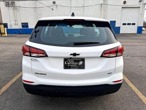 2022 Chevrolet Equinox LS